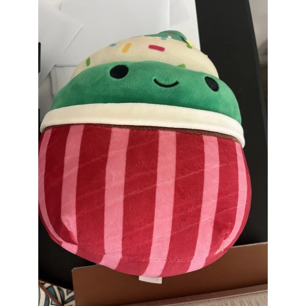 EUC Squishmallow Chantel Christmas‎ Cupcake 12